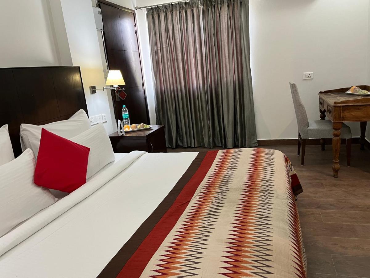 The Orion Express Hotel Джайпур Екстериор снимка